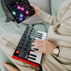 Jak komponować muzykę: podstawy i praktyczne techniki tworzenia