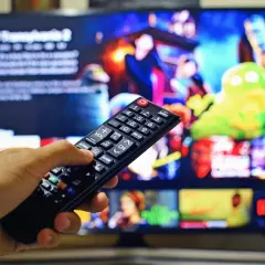 Koszty reklamy w telewizji: Ceny, rodzaje i analiza opłacalności