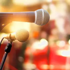 Jak skutecznie znaleźć zespół muzyczny jako wokalistka: 5 rad