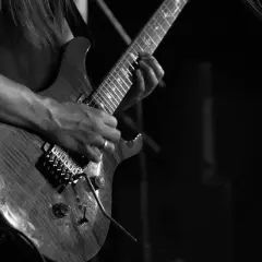 Najlepsi polscy gitarzyści rockowi wszech czasów - TOP 10