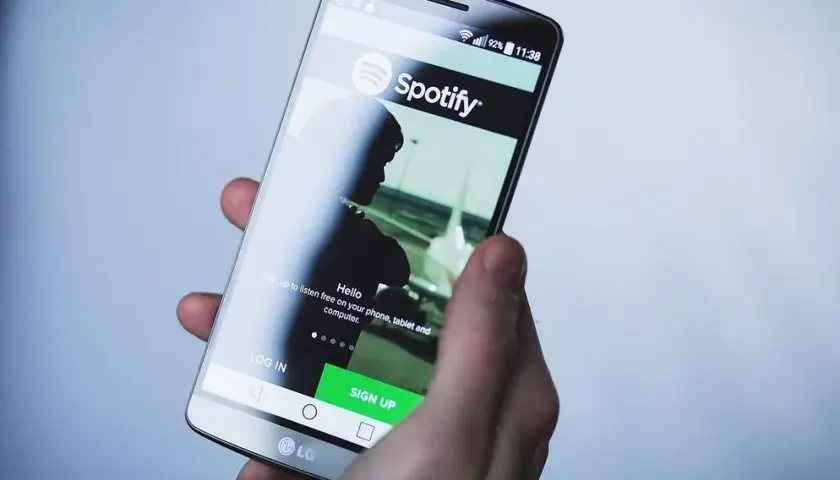 Spotify w Polsce od kiedy? Zaskakująca historia i rozwój platformy