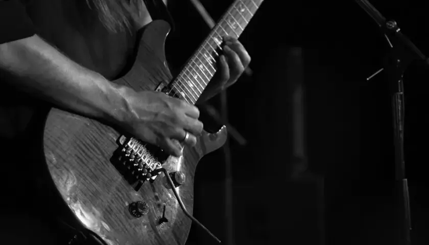 Najlepsi polscy gitarzyści rockowi wszech czasów - TOP 10