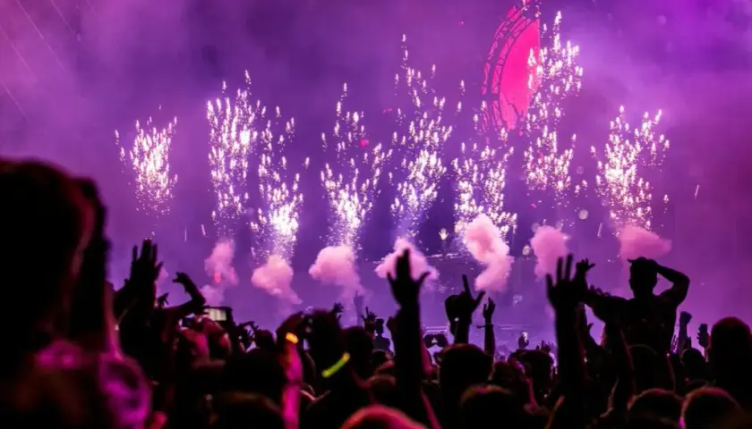 Wszystko co musisz wiedzieć o gatunkach EDM i ich cechach w muzyce
