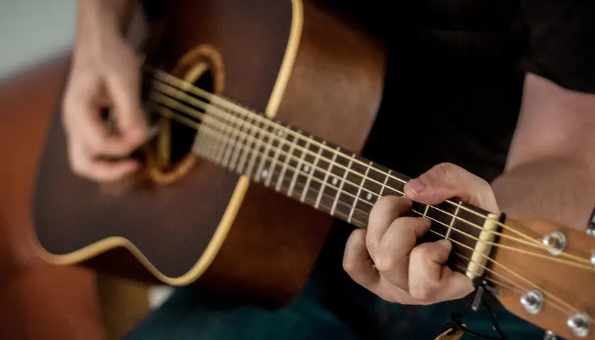 TOP 10 najdroższych gitar akustycznych na świecie