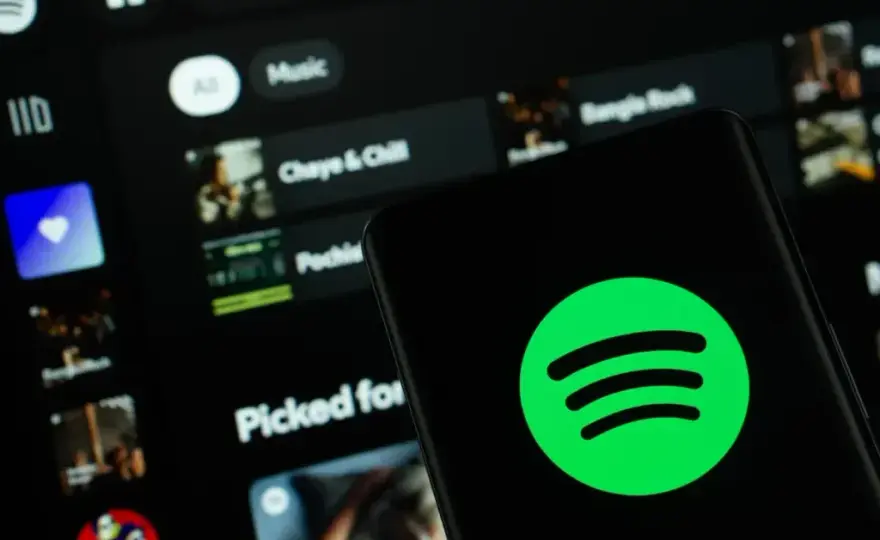 Jak pobierać piosenki na Spotify i cieszyć się muzyką offline
