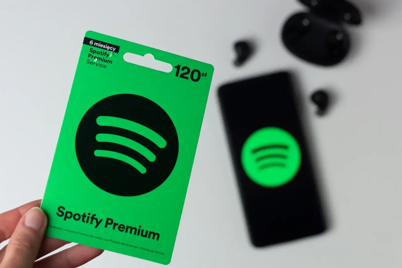 Karta podarunkowa Spotify Premium na 6 miesięcy. Dowiedz się, spotify co to jest i ciesz się muzyką bez reklam.
